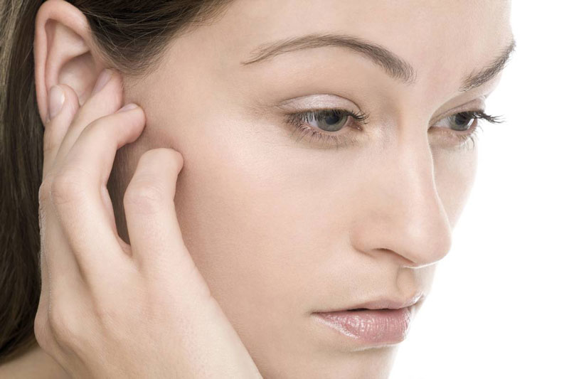 Nổi hạch sau tai có phải là biểu hiện của bệnh nguy hiểm không? | Medlatec