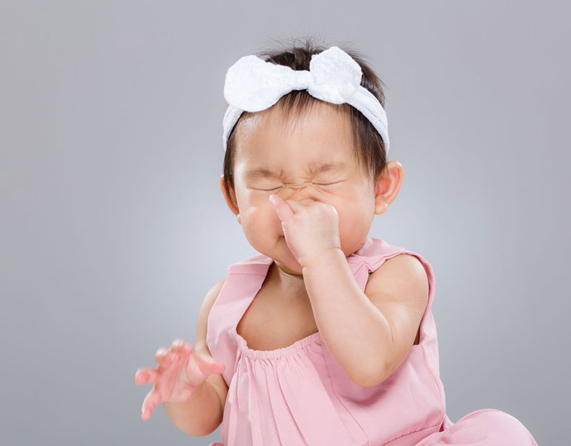 trẻ bị chảy nước mũi
