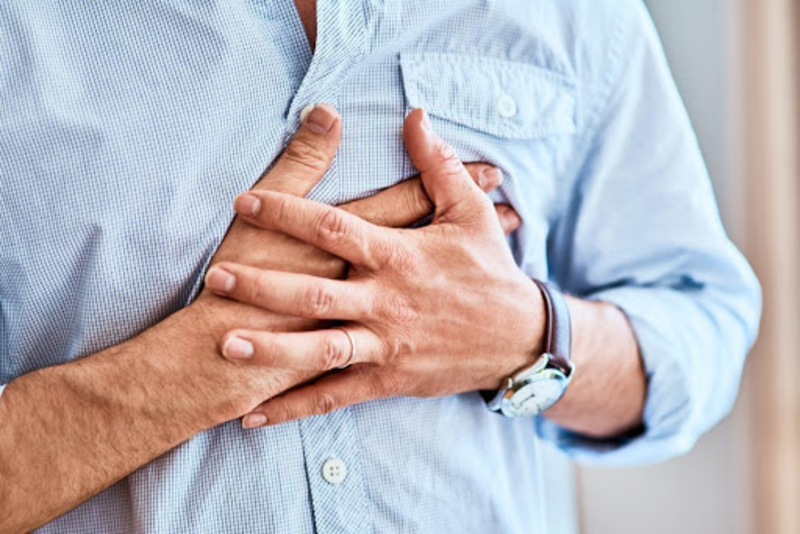 Tức ngực khó thở có thể do yếu tố tâm lý gây ra