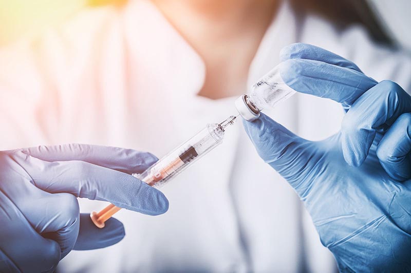 Tiêm vắc xin phế cầu uy tín, chất lượng tại MEDLATEC