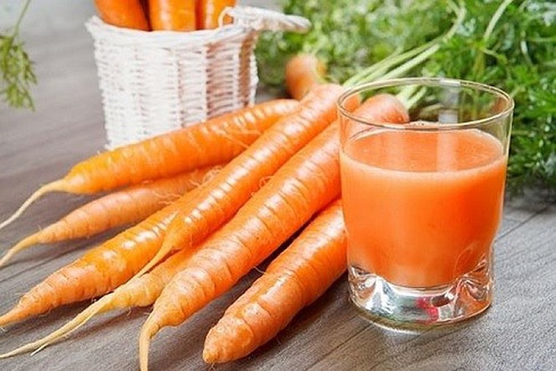 Hãy uống sinh tố cà rốt để tốt cho sức khỏe đôi mắt