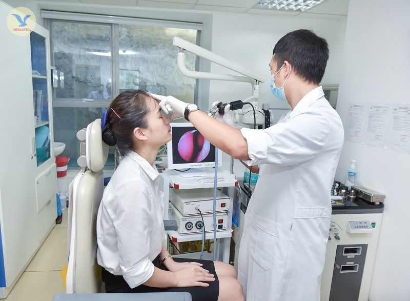 Kỹ thuật nội soi mũi hiện đại giảm bớt sự khó chịu cho bệnh nhân