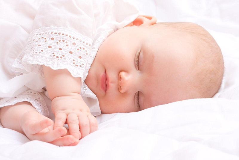Giấc ngủ ngon có vai trò rất quan trọng cho sự phát triển trí não của trẻ