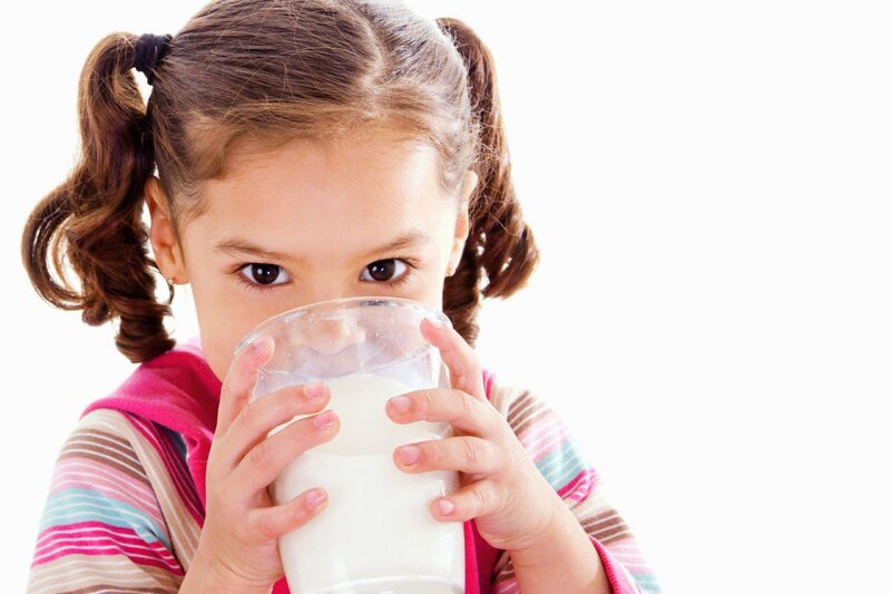 Sữa cung cấp canxi phát triển xương
