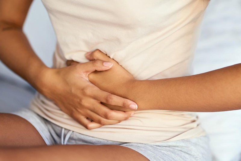 Thai phụ có thể xuất hiện những cơn đau bụng dữ dội sau khi uống thuốc phá thai