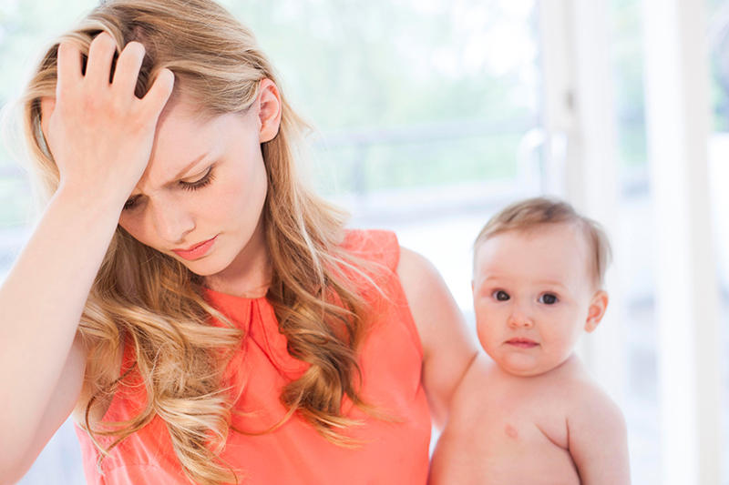 Nổi mề đay sau sinh ảnh hưởng đến mẹ và bé như thế nào?
