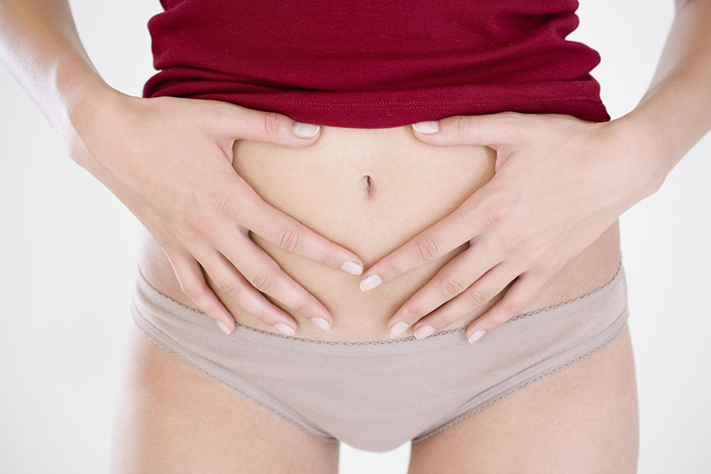 Đau bụng dưới gần mu ở nữ - Bạn có thể đối mặt với bệnh lý nào? | Medlatec