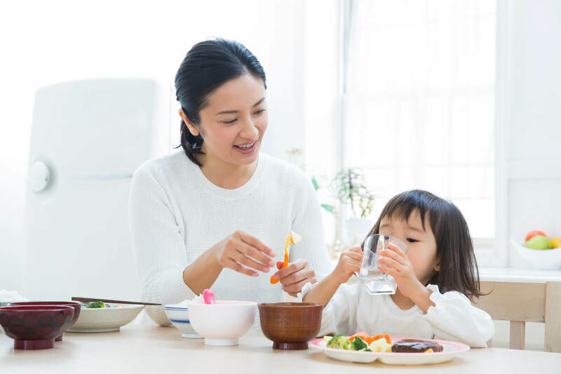 Thói quen ăn uống tốt giúp hệ tiêu hóa của trẻ khỏe mạnh hơn