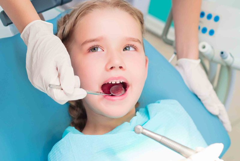  Áp xe răng có thể xảy ra ở cả trẻ nhỏ và người lớn