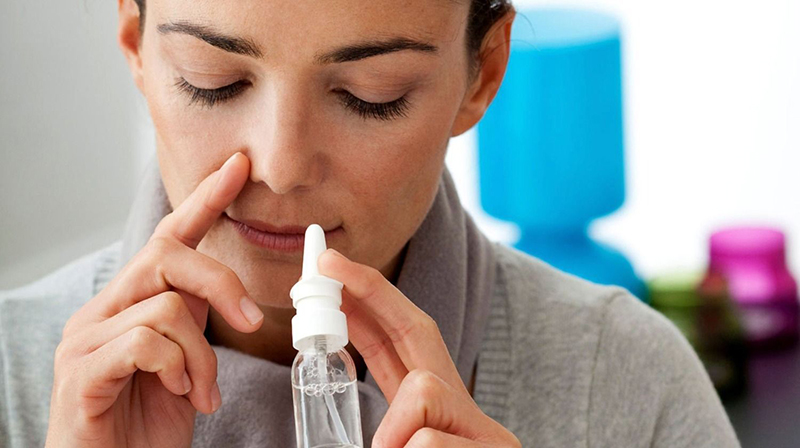 Bác sĩ giải đáp: Nước rửa mũi dùng như thế nào mới hiệu quả? | Medlatec