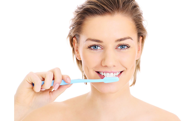 Kem đánh răng than hoạt tính có an toàn không