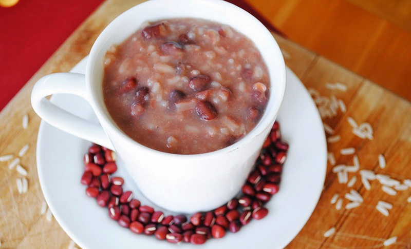 Red bean porridge, a healthy food for the body