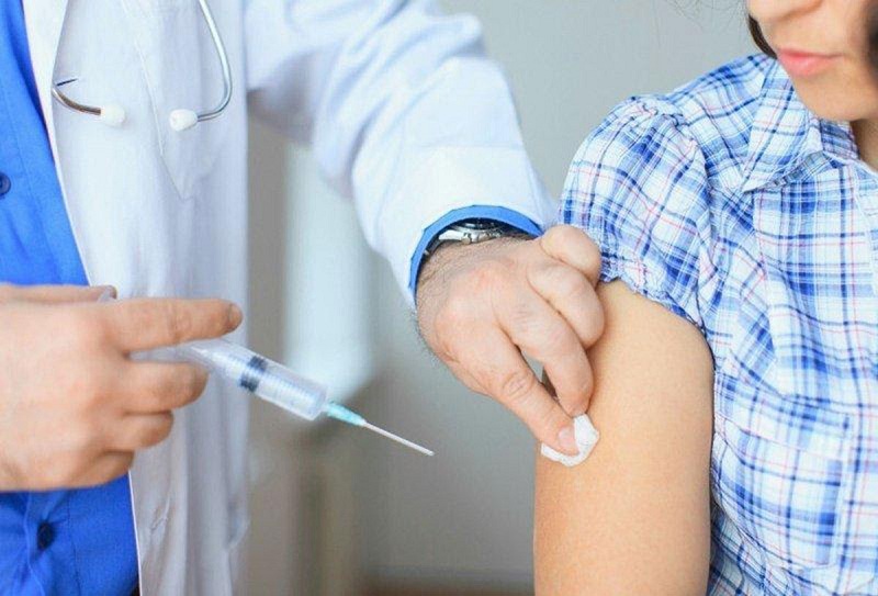 Tiêm vắc xin là biện pháp phòng ngừa viêm gan A hiệu quả