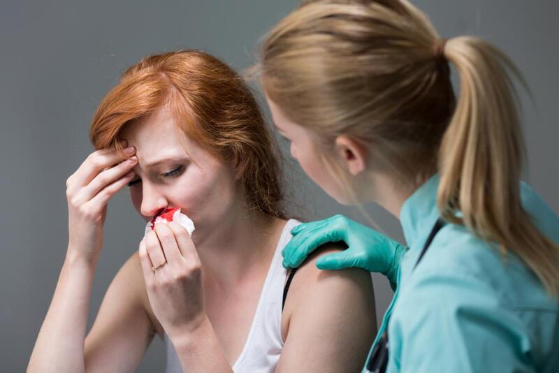 Giải đáp: chảy máu mũi thường xuyên dấu hiệu bệnh gì?