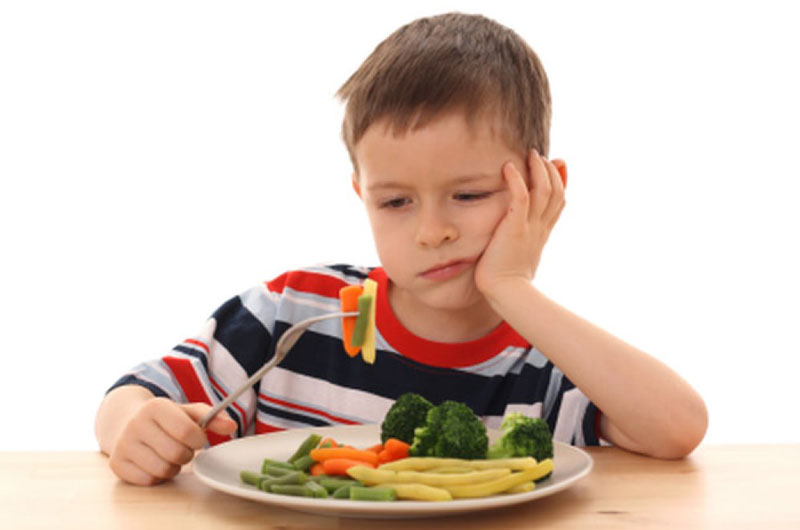 Có nhiều nguyên nhân khiến trẻ biếng ăn