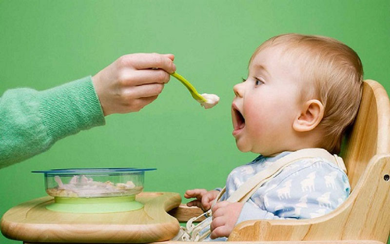 Chia nhỏ bữa ăn để giúp trẻ ăn ngon miệng hơn
