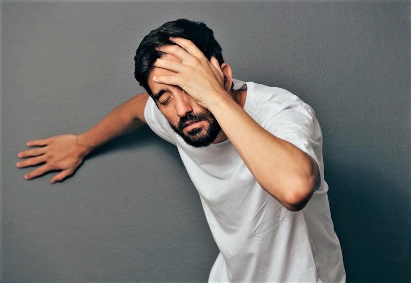 Có nhiều nguyên nhân dẫn tới hiện tượng chóng mặt, đau đầu buồn nôn kéo dài