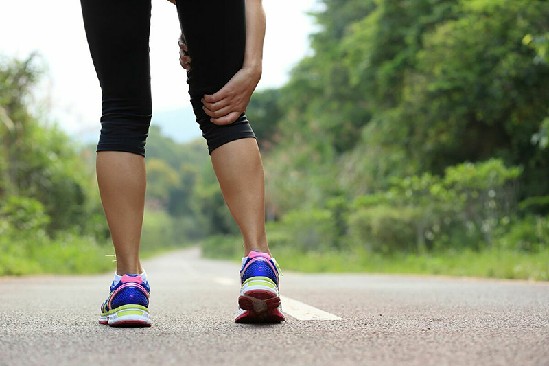 Đau nhức bắp chân về đêm – dấu hiệu cảnh báo sức khỏe cần lưu ý