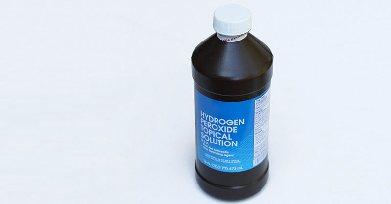 Dùng Hydrogen peroxide để giảm tính trạng đau nhức do răng nhạy cảm