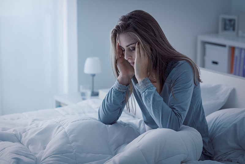 Suy giảm nội tiết tố khiến nữ giới mất ngủ thường xuyên hơn