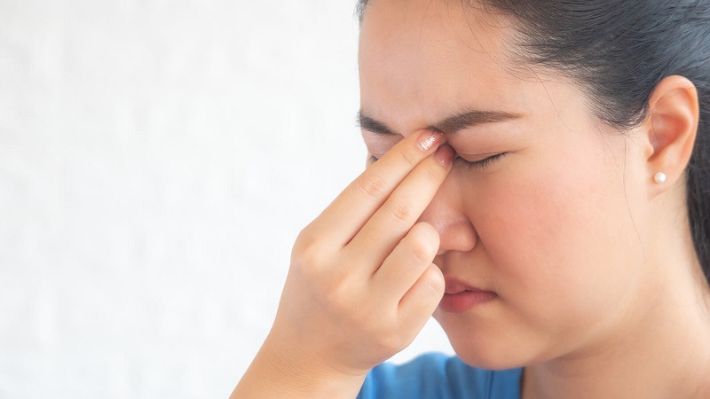Đau nhức mũi và các vùng lân cận diễn ra khi tình trạng viêm mũi trở nặng