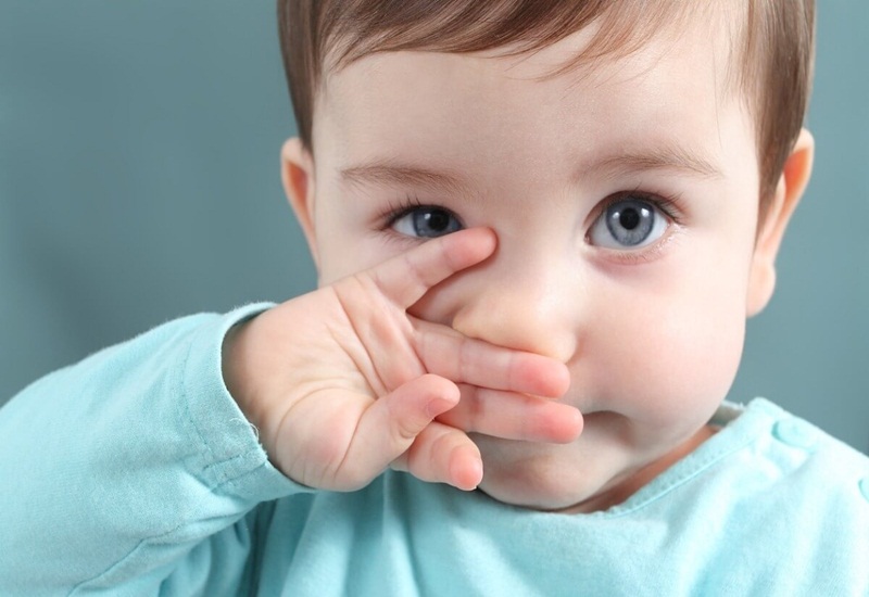 Trẻ sơ sinh thường gặp phải tình trạng sổ mũi trong mùa lạnh