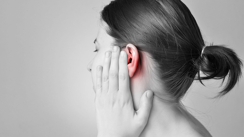 Viêm tai giữa gây đau nhức trong tai