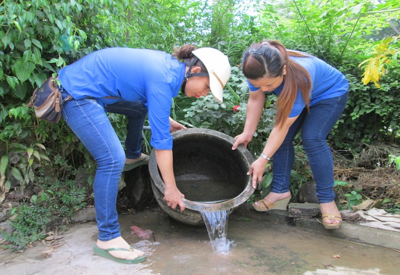 Tích cực dọn dẹp vệ sinh môi trường sống để muỗi không có cơ hội sinh sôi lây bệnh cho con người (ảnh minh họa: nguồn Internet)