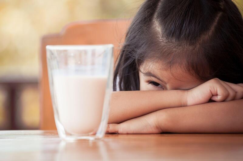 Nhiều người khi lớn lên mắc chứng bất dung nạp lactose
