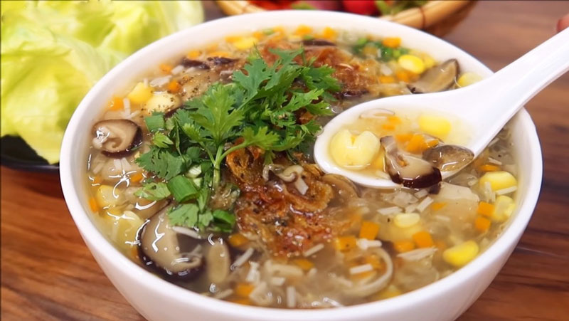 Delicious shiitake mushroom soup