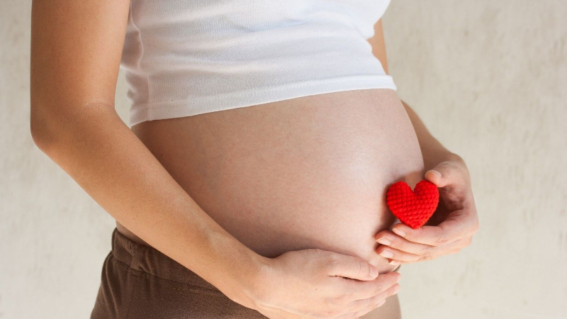 Ở mon loại 7 của kỳ mang thai, những cơn teo thắt ở thận hoặc ở bụng hình thành