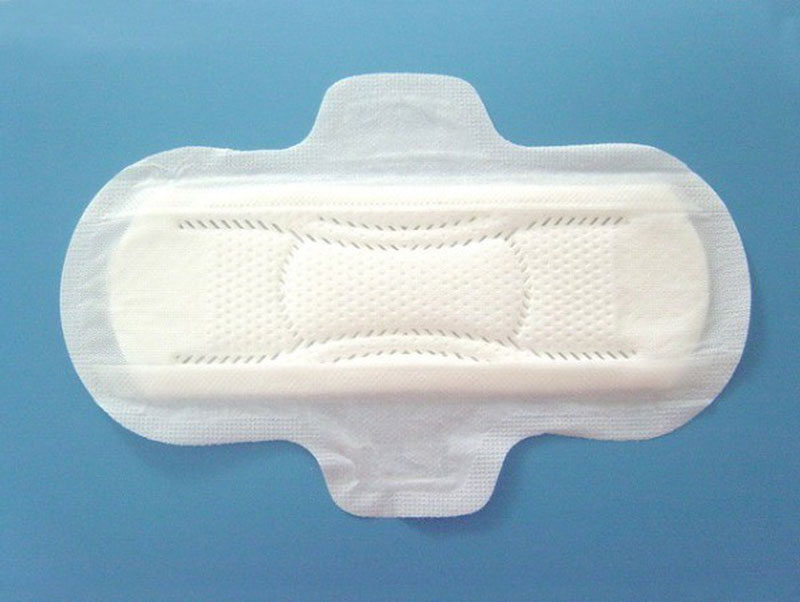 Băng vệ sinh được dán vào mặt trong quần lót