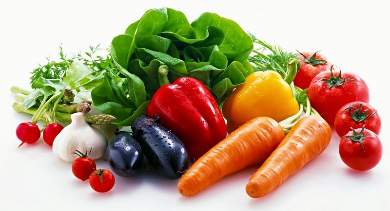 Người bị đau dạ dày nên ăn nhiều rau xanh và hoa quả