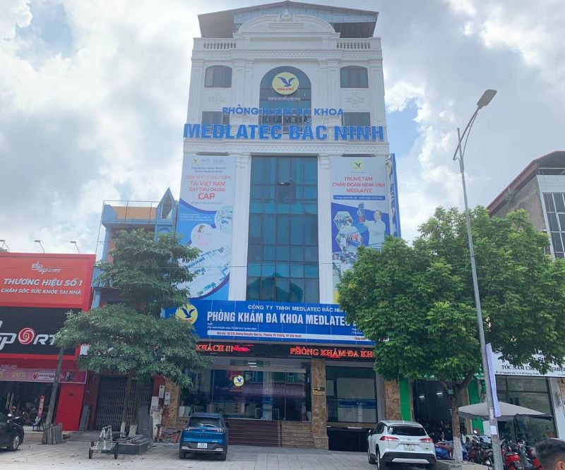 Phòng khám Đa khoa MEDLATEC Bắc Ninh tại địa chỉ số 233 Nguyễn Văn Cừ, phường Võ Cường, thành phố Bắc Ninh