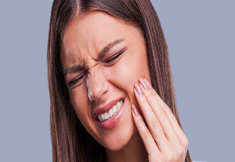 Nghiến răng có sao không và có nên dùng máng chống nghiến không