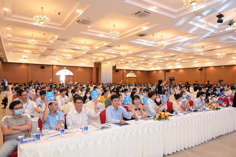 Toàn cảnh hàng ngàn bác sĩ hào hứng tham gia hội nghị tập huấn tại Cần Thơ ngày 10/12