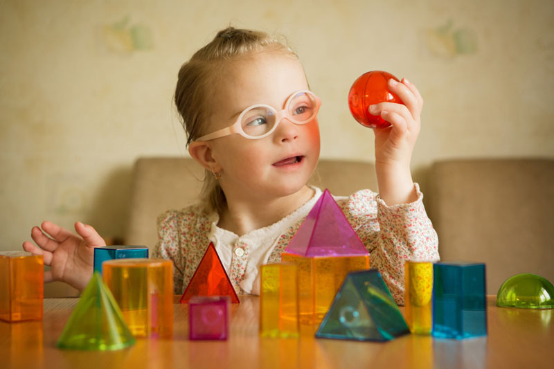 Trẻ hoàn toàn có thể bị thiểu năng trí tuệ về yếu tố nghe và nhìn