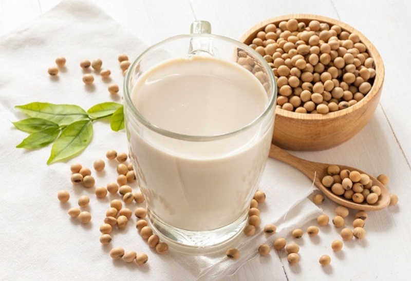 Sữa đậu nành là một trong những thức ăn rất có thể bổ sung cập nhật Peptide mang đến cơ thể