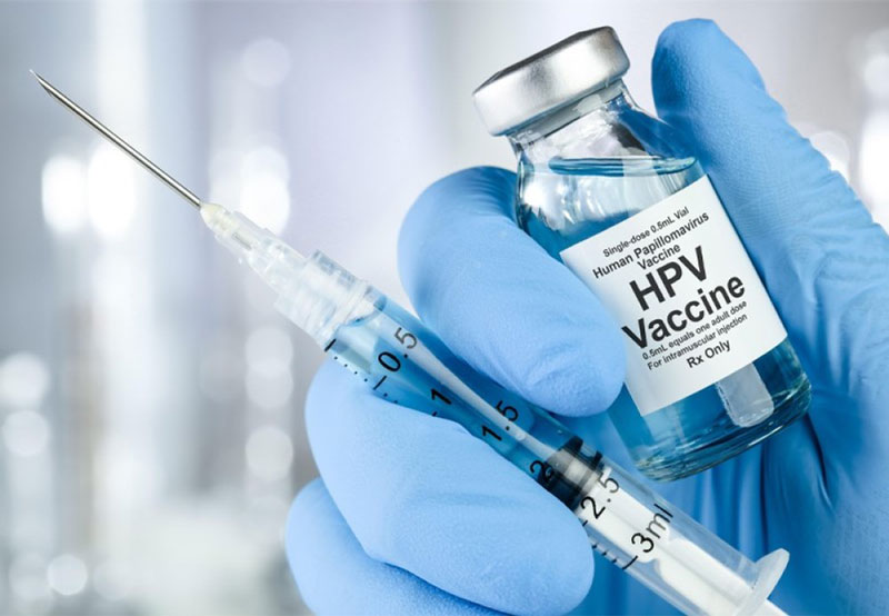 Phụ nữ giới nên dữ thế chủ động tiêm vắc van lơn HPV