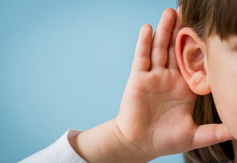 Thực hiện tại vô hiệu hóa ráy tai khi gặp gỡ hiện tượng nghe ko rõ ràng, rời thính lực