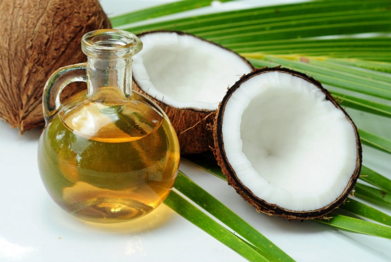 Dù được làm từ thực vật nhưng dầu dừa không được khuyến khích sử dụng nhiều trong thực phẩm