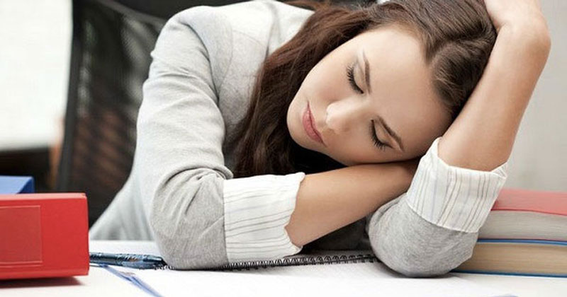 Hội chứng mệt mỏi mạn tính có tên tiếng Anh là Chronic fatigue syndrome (CFS)