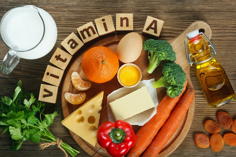 Ngoài việc bổ sung vitamin A bằng đường uống, cha mẹ cũng nên cho trẻ ăn các thực phẩm giàu vitamin A