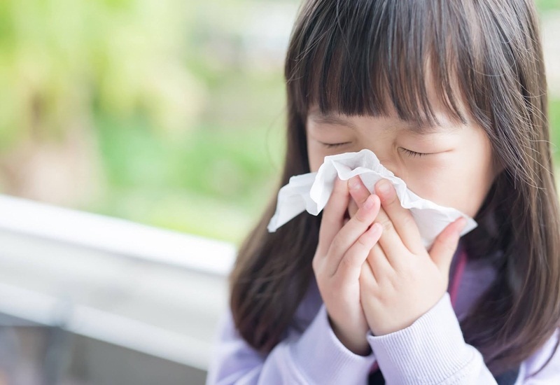 Các bệnh về đường hô hấp như cảm cúm, viêm mũi dị ứng… có thể gây viêm xoang