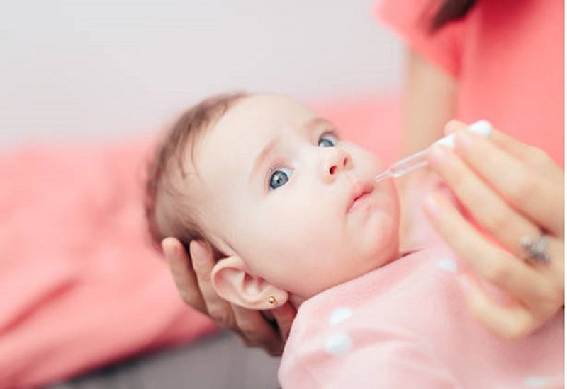 Cha mẹ có thể cho con uống men vi sinh khi bị tiêu chảy