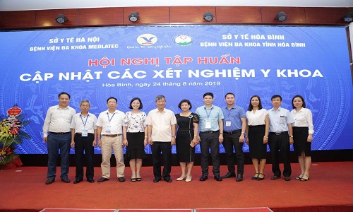 Cập nhật kiến thức xét nghiệm y khoa tại hội nghị tập huấn ở Hòa Bình