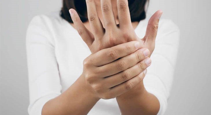Triệu chứng bệnh viêm đa dây thần kinh