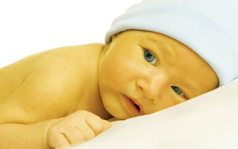 Các biến chứng khi trẻ sơ sinh bị vàng da và cách điều trị