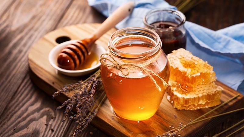 Thành phần dinh dưỡng và công dụng tuyệt vời của mật ong