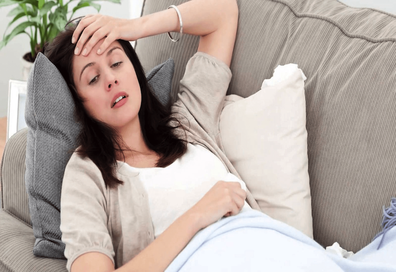 Mẹ bầu cần làm gì khi mang thai 2 tháng bị sốt?